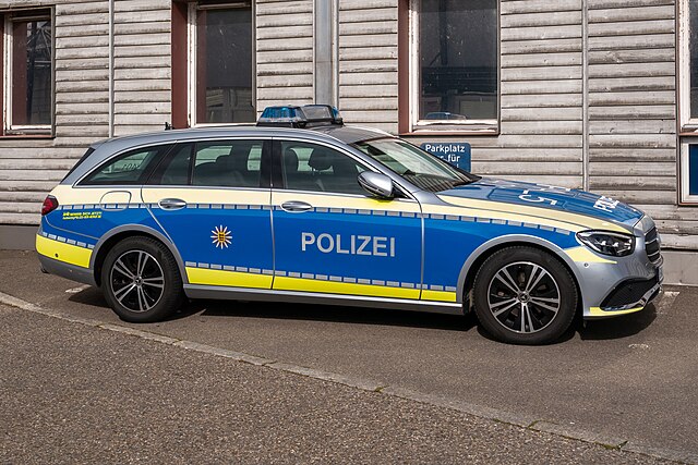 Datei:Polizei.jpg